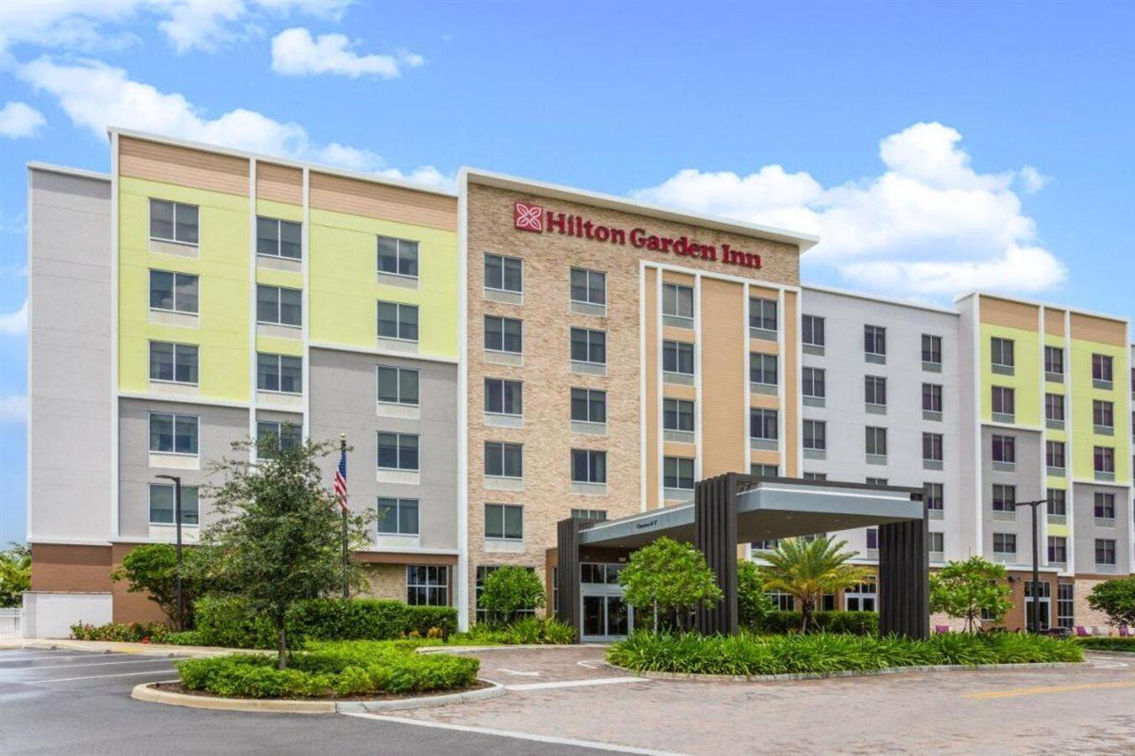 Hilton Garden Inn ホームステッド エクステリア 写真