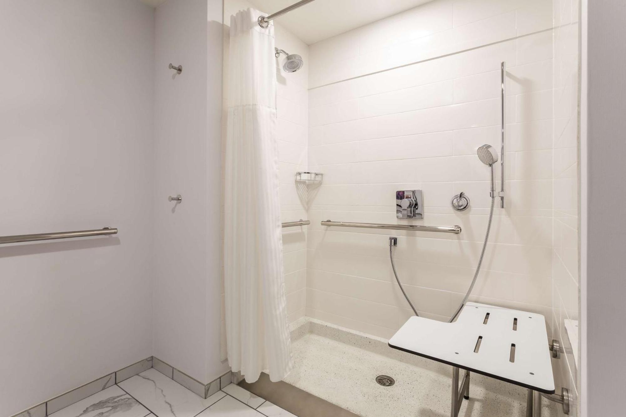 Hilton Garden Inn ホームステッド エクステリア 写真